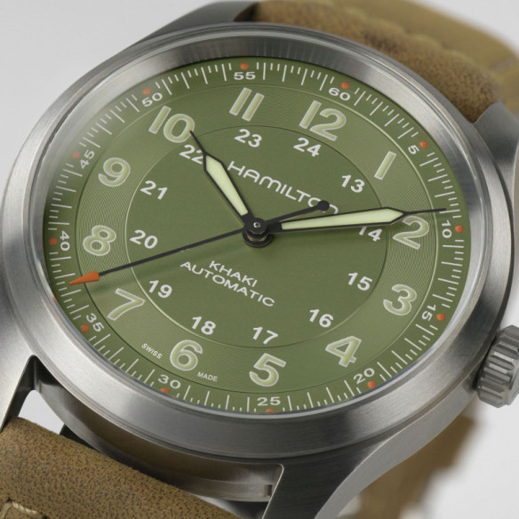 Hamilton Khaki Field Titanium Auto - Campo di Khaki
