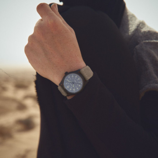 Hamilton Khaki Field Titanium Auto - Khaki Field 2