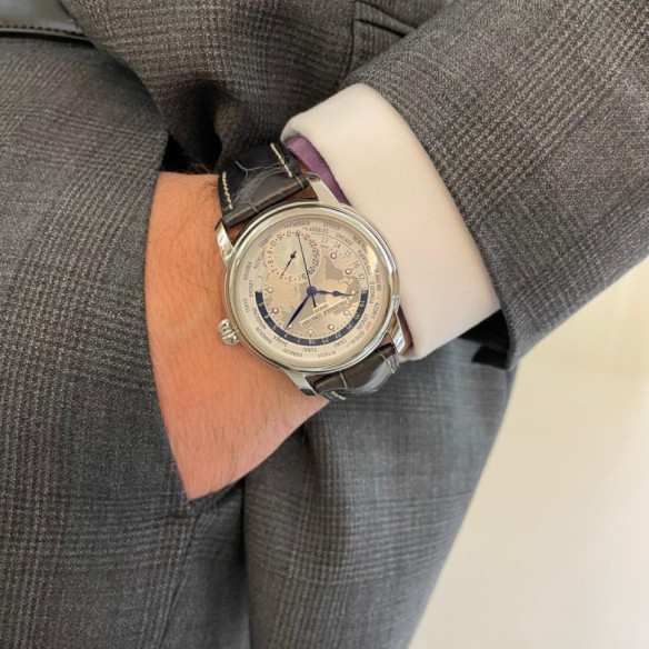 Frederique Constant Orologio mondiale classico - Fabbricazione