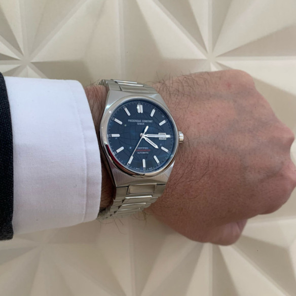 Frederique Constant Highlife Automatic Cosc 39mm - Highlife
