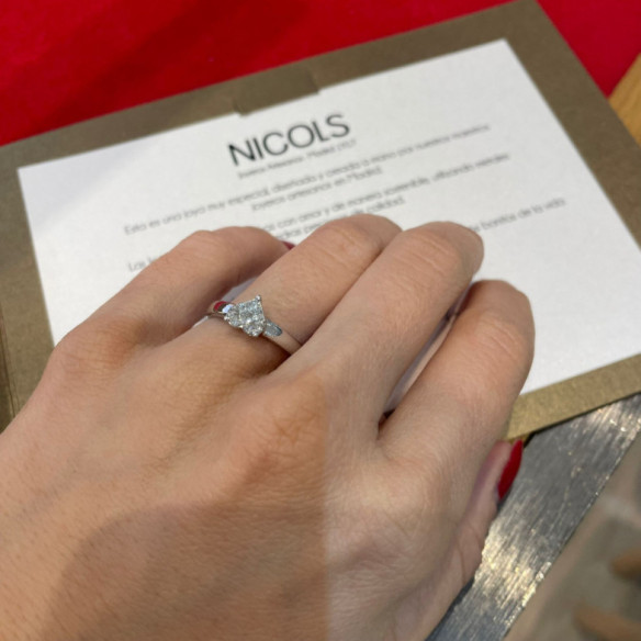Anillo Diamantes Corazón Love 0.30 - Taglio del cuore