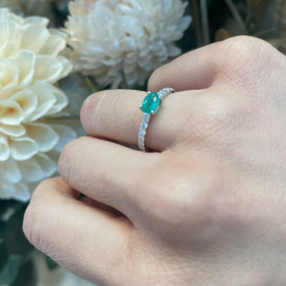 Anillo Esmeralda y Diamantes Lolita 0.45 - Anéis de noivado verde