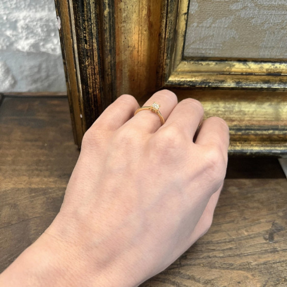 Gardenia Diamond Ring 0.10 Yellow Gold - Yellow Gold Modern Rings