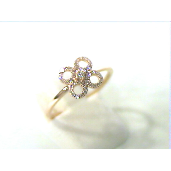 Round Flower Diamond Ring LITTLE DETAILS. - Brilliant Cut