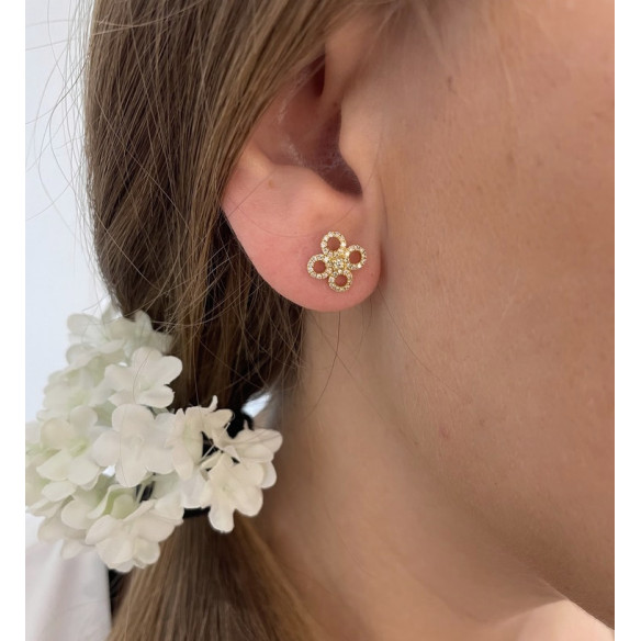 Round Flower Diamond Earrings LITTLE DETAILS. - short