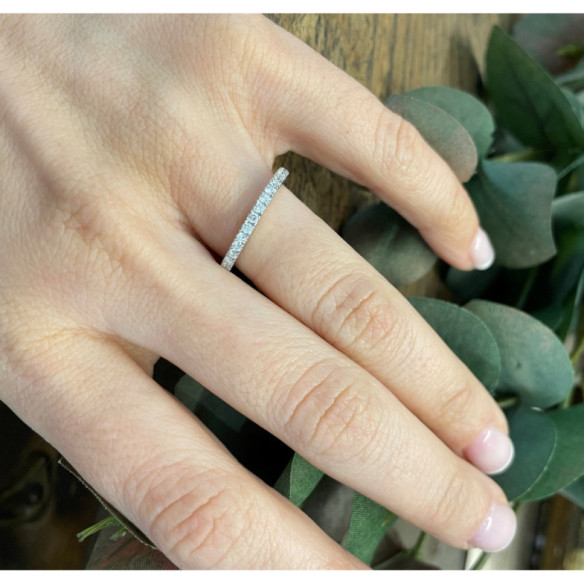 Anillo Diamantes Dafne Band Oro Blanco - Brillante