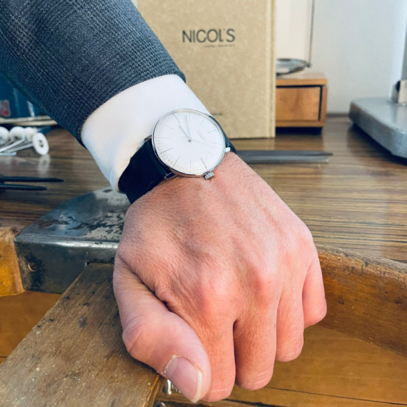 Junghans Max Bill Automatic - Junghans Max Bill