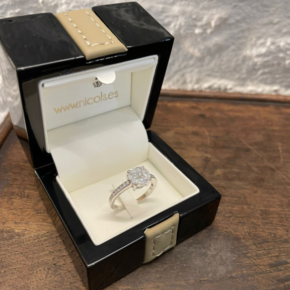 Ring Pedida Frühling Liebe - Verlobungsringe Rosette