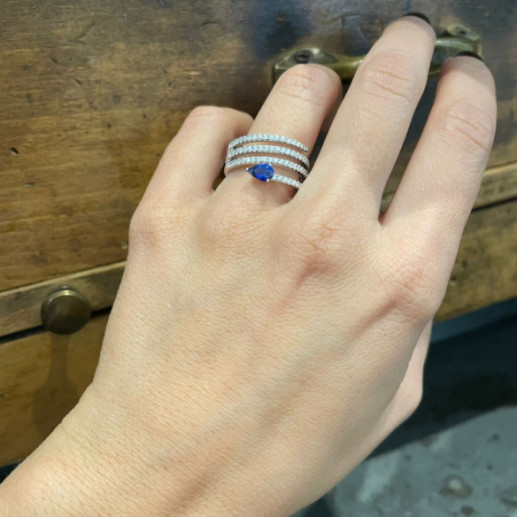 Anillo Zafiro y Diamantes Delicia - aniversario 2