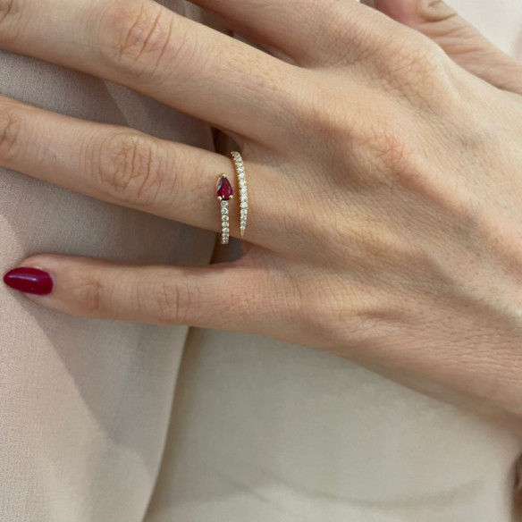 Anillo Rubí Delicia con Diamantes - Anillos de Rubí