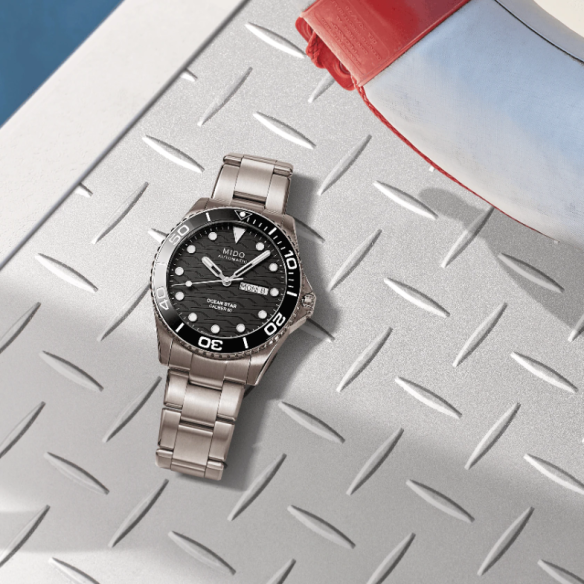 Mido Ocean Star 200C Titanium - Océan étoile
