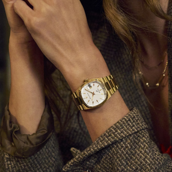 Bulova Precisionist Super Seville - Bulova Classic