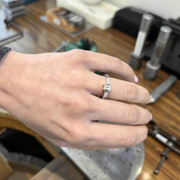 Anillo Diamantes Electra 0.70 - Émeraude