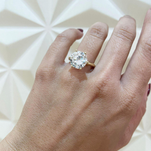 Anillo Diamante Cuatro quilates y medio Solitario Charlotte Oro amarillo - Bijoux élevés