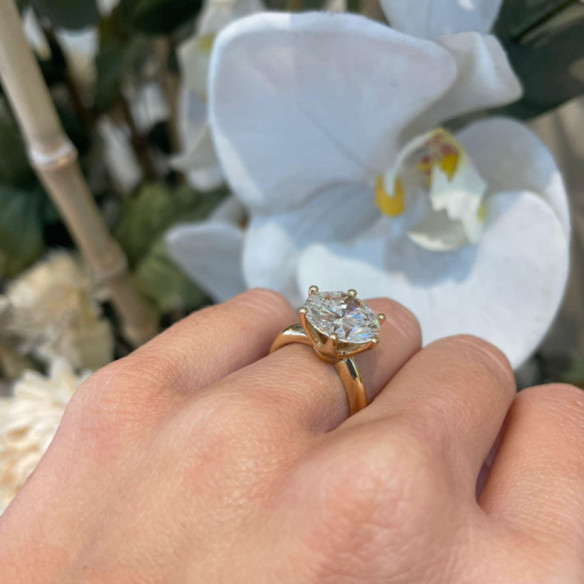 Anillo Diamante Cuatro quilates y medio Solitario Charlotte Oro amarillo - Bijoux élevés