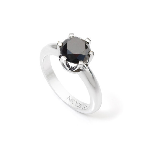 Schwarze Leistung Ein schwarzer Diamantring - moderne Designs