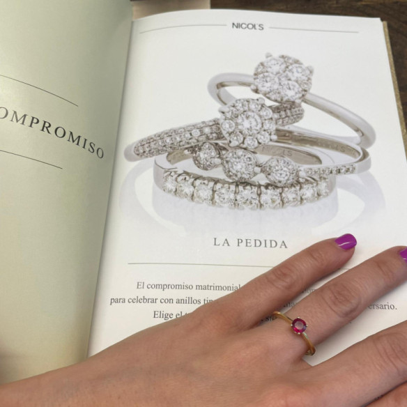 Anillo Solitario Rubi Isabella 0.50Ct Oro Amarillo - Bagues rubis