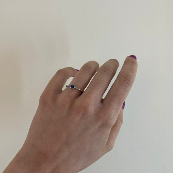 Anillo Solitario Zafiro Isabella 0.20Ct - Anillos de Zafiro