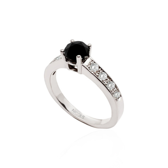 Anillo Diamante Negro Amelie Noir 0.65Ct - RINGE