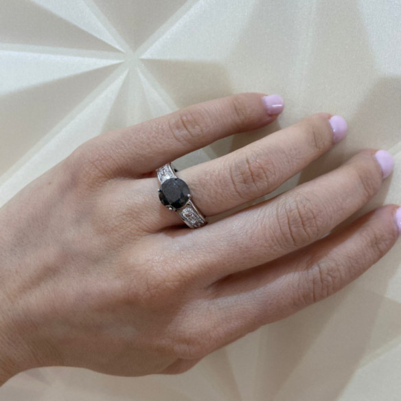 Anello Amelie con diamante nero - Alti gioielli