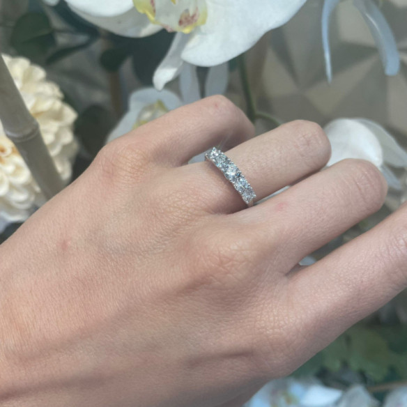 Diamond Ring ELOISE 0.95 - Diamond cinquillo