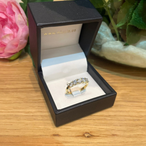 Eloise 0.95 Gelbgold - RINGE