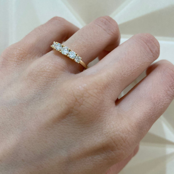 Anello Eloise con diamanti in oro giallo 0,55 - Diamond Cinquillo
