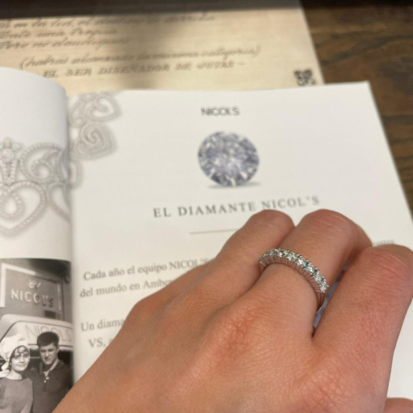 Alianza Diamantes 0.72 Eloise Line - LES ANNEAUX