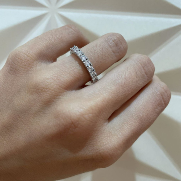 Diamond Wedding Ring 0.90 Eloise Line - Brilliant Cut