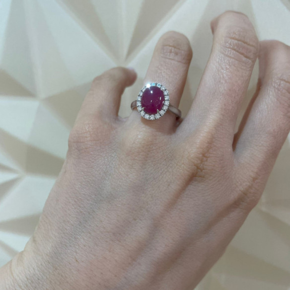 Anillo Rubi Sunrise Oval 3.40Ct Oro Blanco - Anillos Compromiso Aniversario