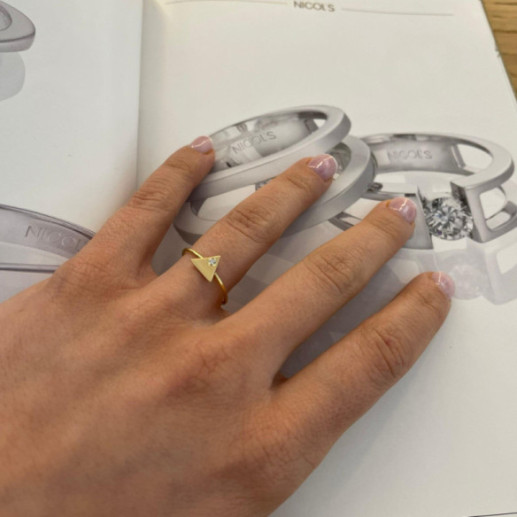 Anillo Triángulo Diamante Oro Amarillo Always - diseños actuales 2