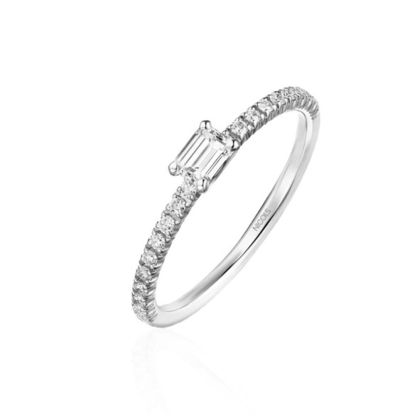 Anillo Diamantes Delphina 0.18 Talla Esmeralda Oro Blanco - Talla Esmeralda
