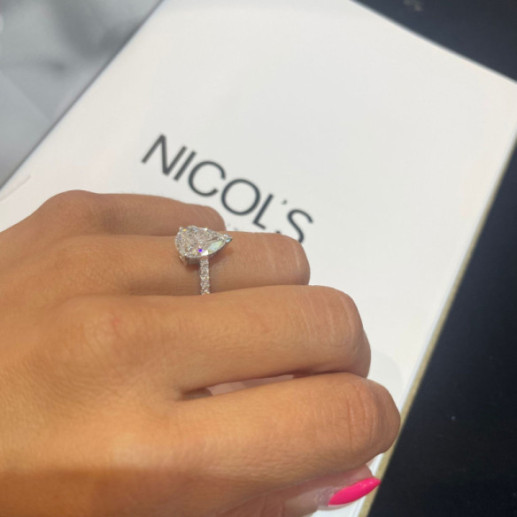 Anillo Diamante Pera Solitario y Diamantes 1.67 - Talla Pera 2