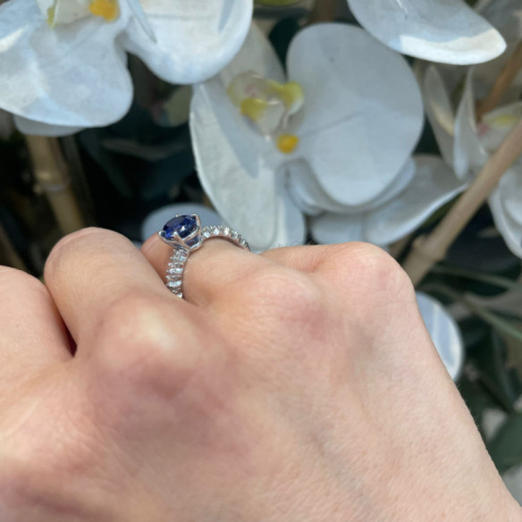 Anillo Zafiro oval Lola 1.20 Quilates - Anillos de Compromiso Azul