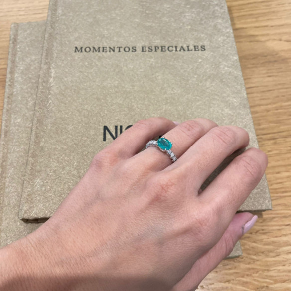 Lolita Oval Emerald Ring 1.20 - Green engagement rings