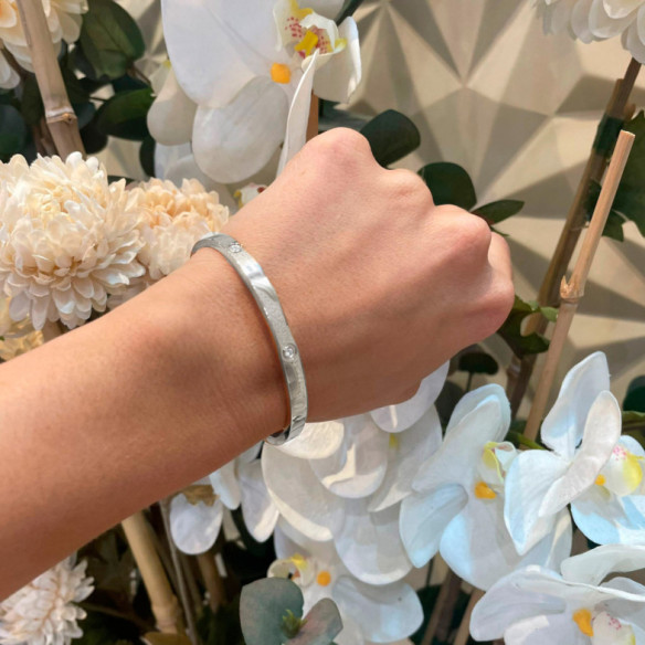 Brazalete de Oro Blanco y Diamantes Tornillos Armonía 5mm - Braccialetti d'oro