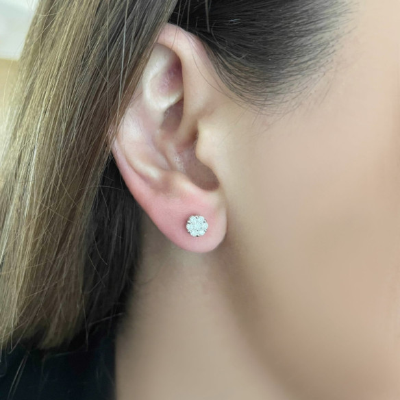 Pendientes Diamantes Camelia 0.50 Dormilonas - Pendientes de Novia
