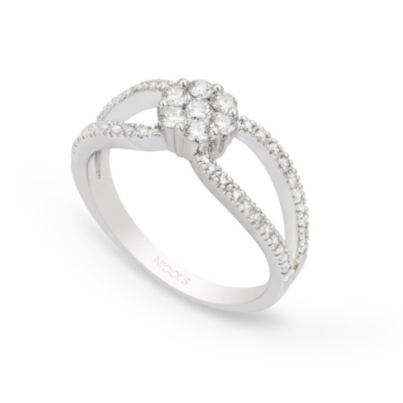 CAMELIA ONDA Diamond Ring - Diamond Rosette