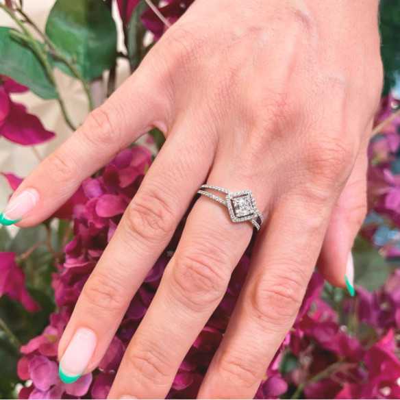 Princess Diamond Ring 0.42 ct - Princess