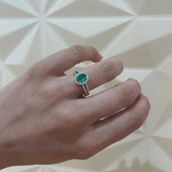 Anello Smeraldo Orla Dalia 0.80 - ANELLI