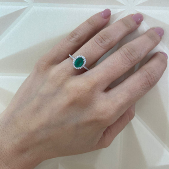 Anillo Esmeralda Orla Dalia 0.90 - Bagues d'émeraude