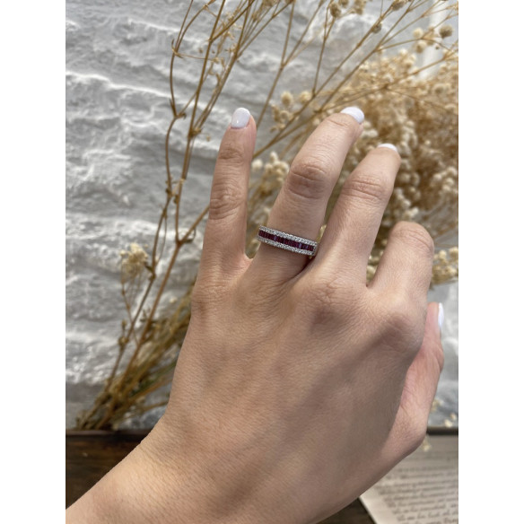 Anillo Rubis Princesa y Diamantes Amelia 0.30 - Anillos de Rubí