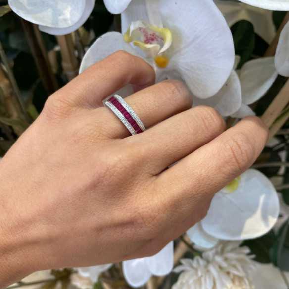 Ruby and Baguette Diamond Ring Amelia 0.30 - Engagement wedding rings
