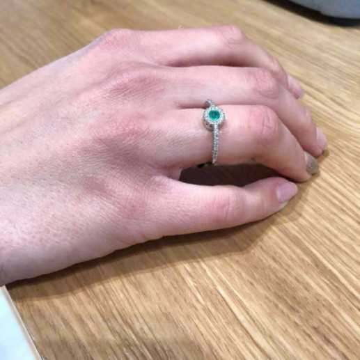 Anillo Esmeralda y Diamantes Diamond Colour - Anillos de Esmeralda 2