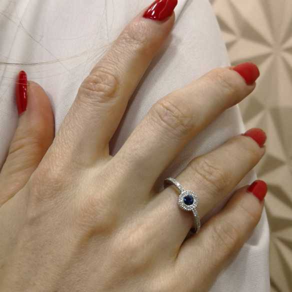 Color Diamond Ring - Sapphire rings