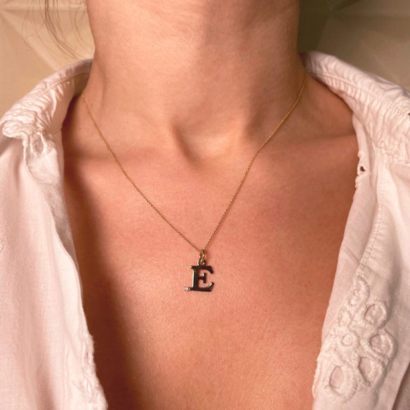 E Initial Necklace DOT DIAMOND - Initial Gold Diamond Letters
