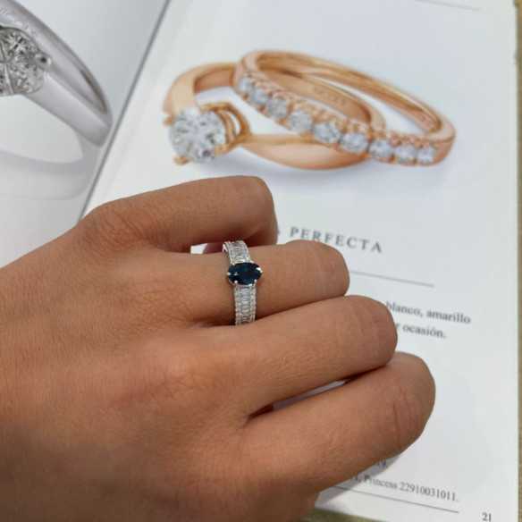 Anillo Zafiro y Diamantes Lola 1.00 - Anillos de Zafiro
