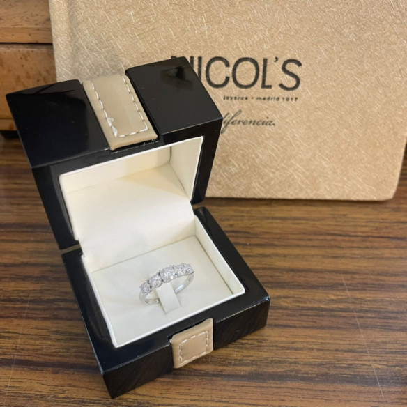 Anello Eloise Roseton 0,55 - ANELLI