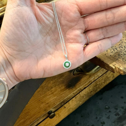 Colgante Ojo De Perdiz Granate Verde - Pingentes de pedras verdes 2