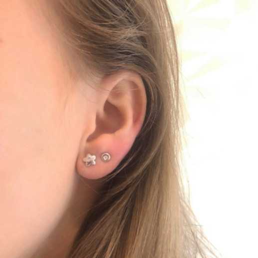 Pendientes Diamantes Dormilonas Flor - Pendientes de bebe 2